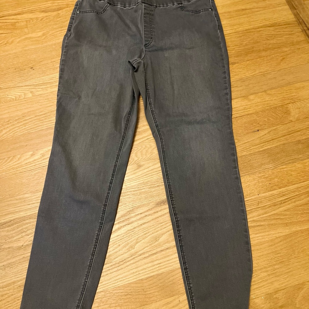 Ladies Perfectly Stretch Charcoal Skinny Jeans for Women GUC ❤️